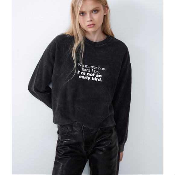 zara graphic sweatshirt